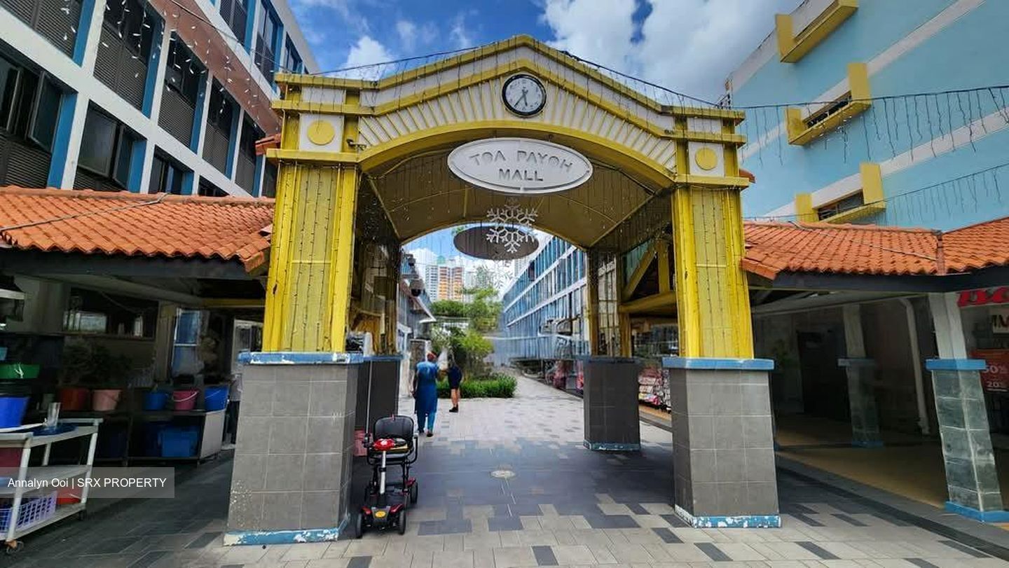 Toa Payoh Central (D12), Shop House #606748131